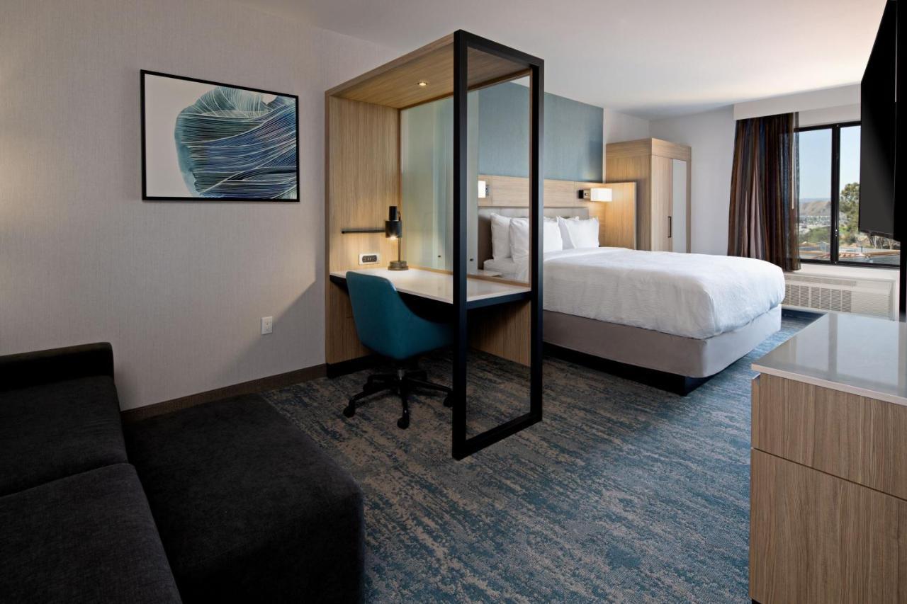 Springhill Suites By Marriott Valencia Dış mekan fotoğraf