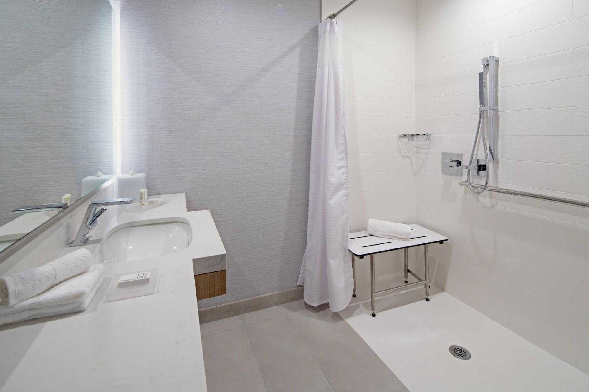Springhill Suites By Marriott Valencia Dış mekan fotoğraf