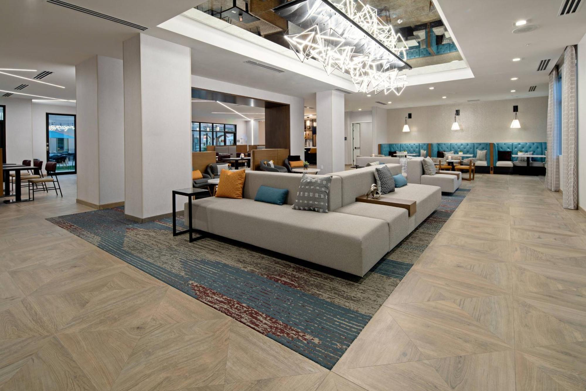 Springhill Suites By Marriott Valencia Dış mekan fotoğraf